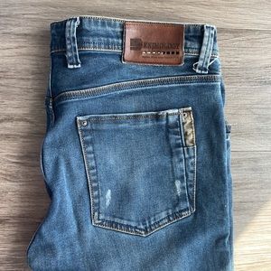 Like NEW men’s Denimology jeans! 36x34!